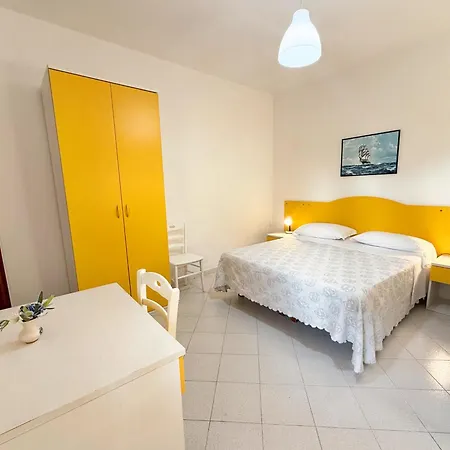 Mena Forio di Ischia