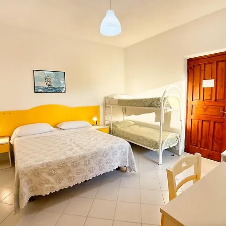 Mena Forio di Ischia